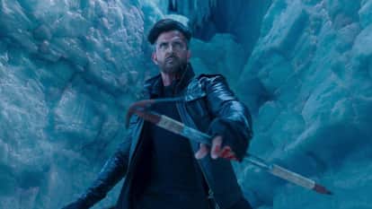 Hrithik Roshan Jr NTR Starrer War 2 Vs Rajinikanth Coolie Prediction Know Experts Advise