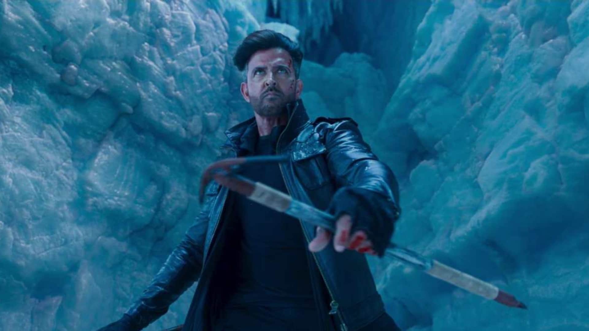 War 2 Box Office Collection Day 2 junior NTR hrithik roshan kiara advani movie total earning