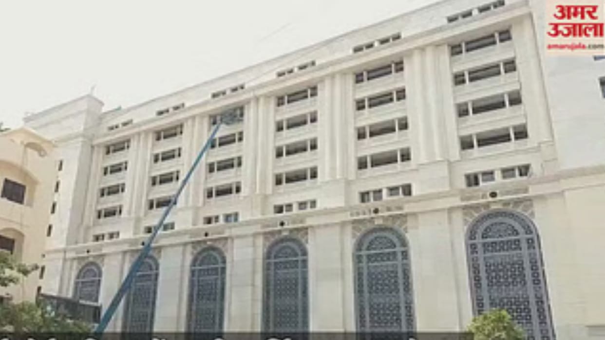 Route diversion will be done on arrival of Chief Justice and Chief Minister