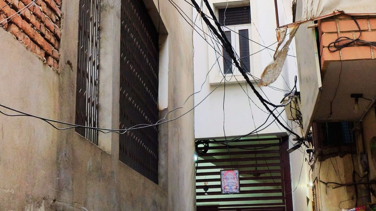 Six vicious members of a cyber syndicate arrested in varanasi used to target Japanese people
