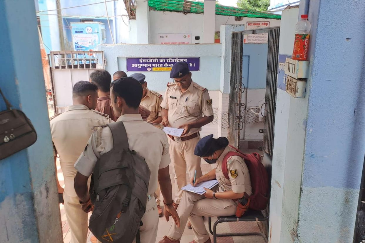 bihar news hajipur jail captive death family protest