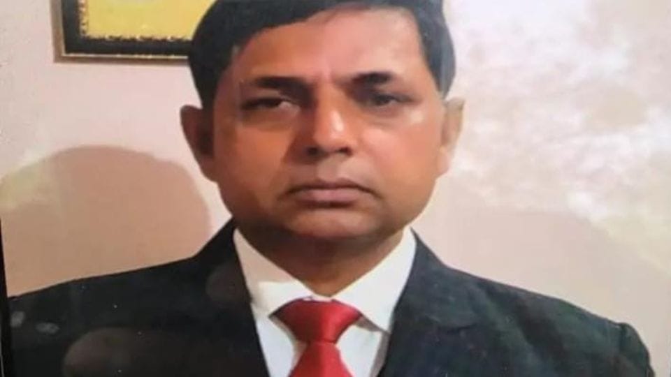 Anti corruption team arrested Kanungo while taking bribe in Mathura