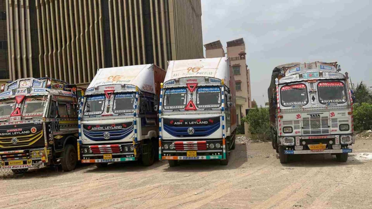 Rajasthan News: Four trucks of betel nut being transported illegally seized