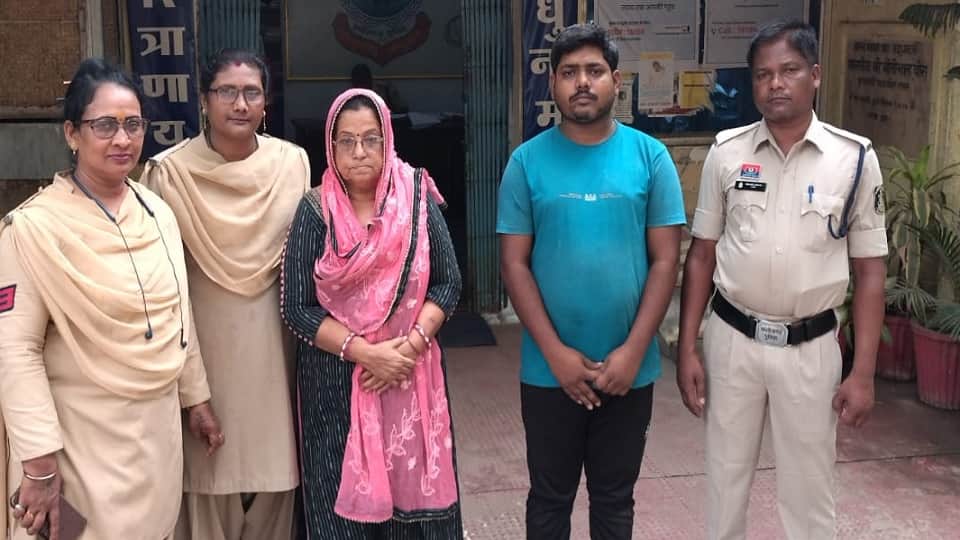 पुलिस की गिरफ्त में आरोपी