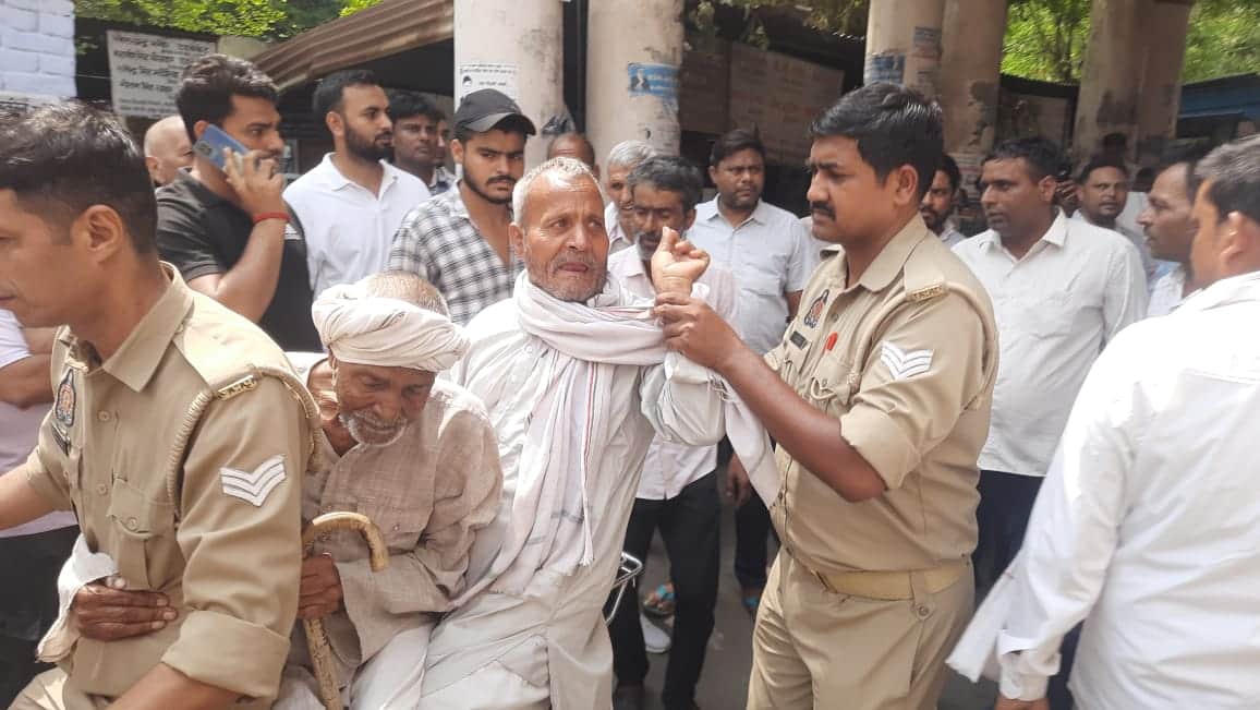 Agra Panwari Case Justice After 34 Years 35 Convicted 32 Sentenced to 5 Years in Jail News in Hindi