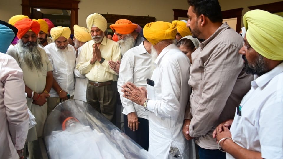 Sukhdev Dhindsa Funeral in native village in Sangrur today all update
