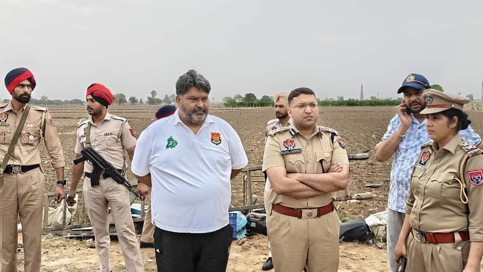 Explosion in firecracker factory in Muktsar Lambi MLA Gurmeet Khuddian