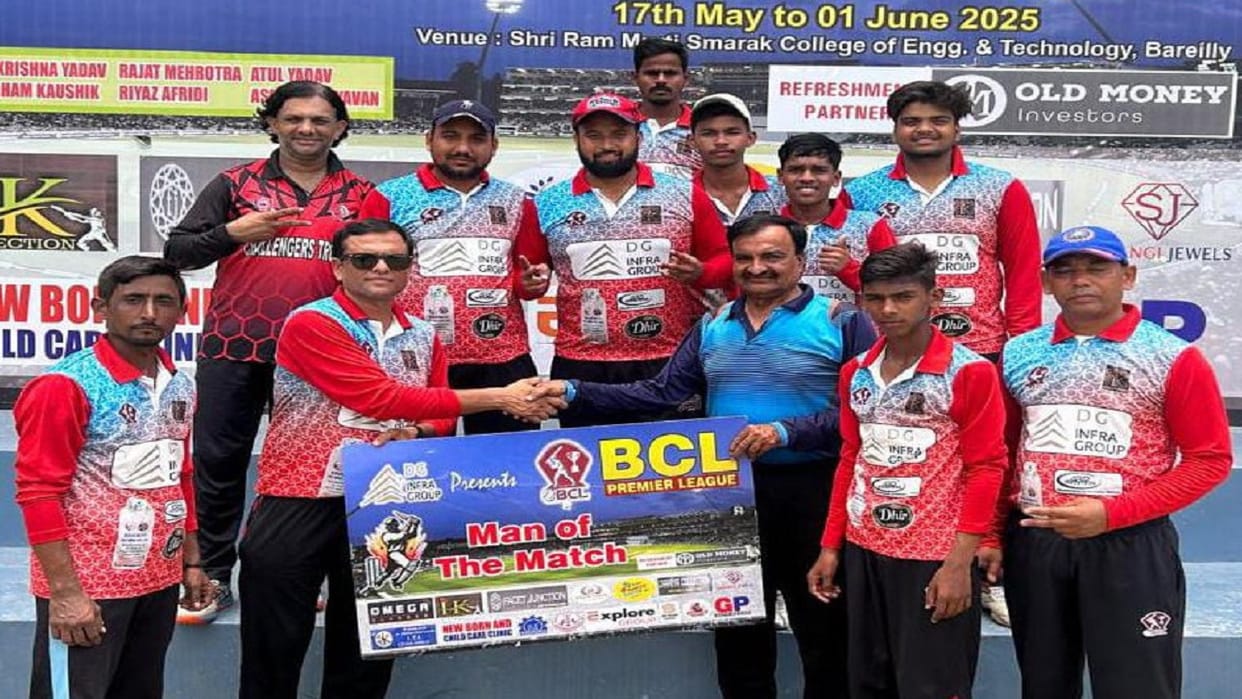 Kingslayer team defeated Jaria Collection in Bareilly Corporate Cricket League