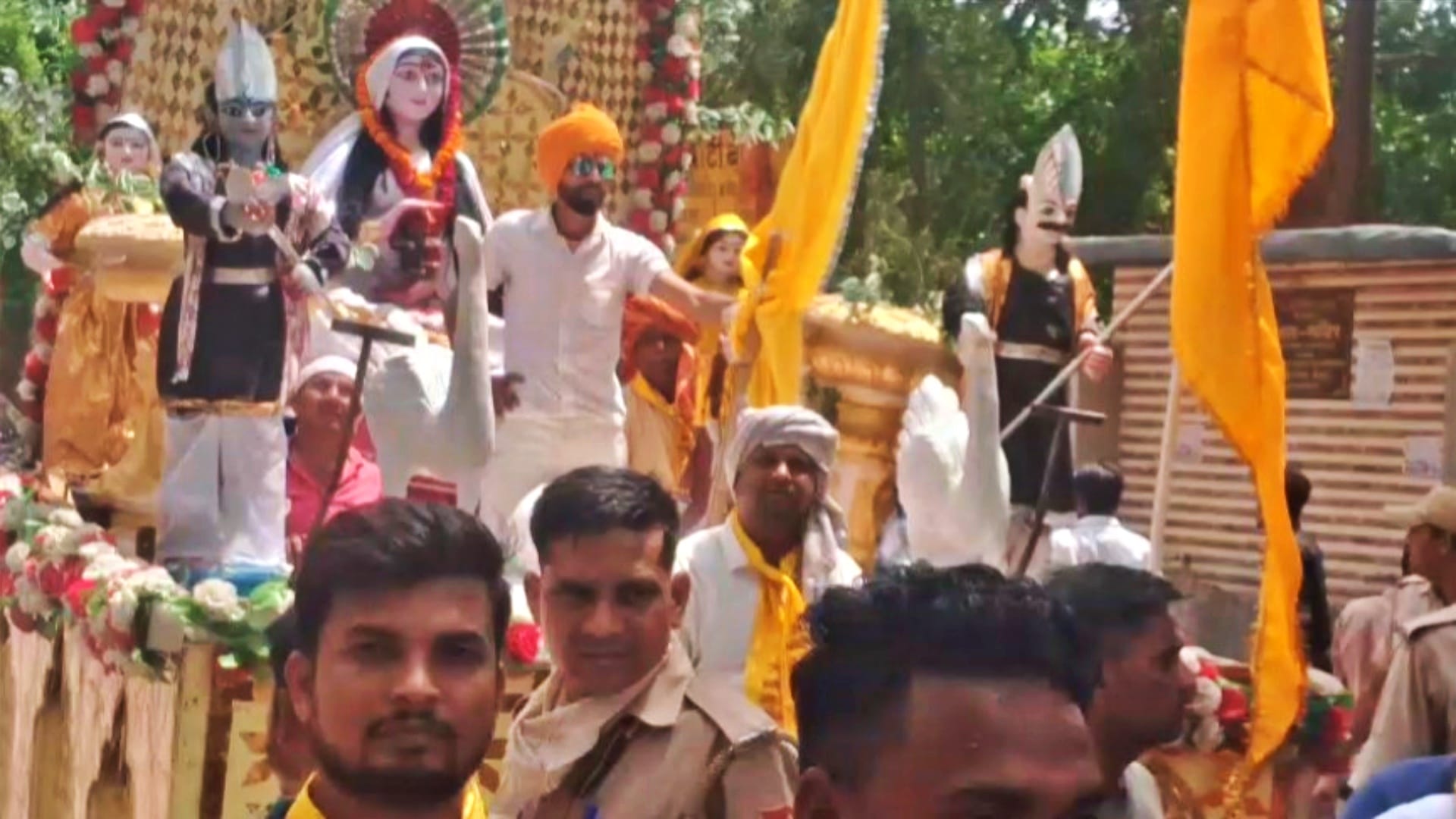 धौलपुर में निकाली गई अहिल्याबाई होल्कर की भव्य शोभा यात्रा