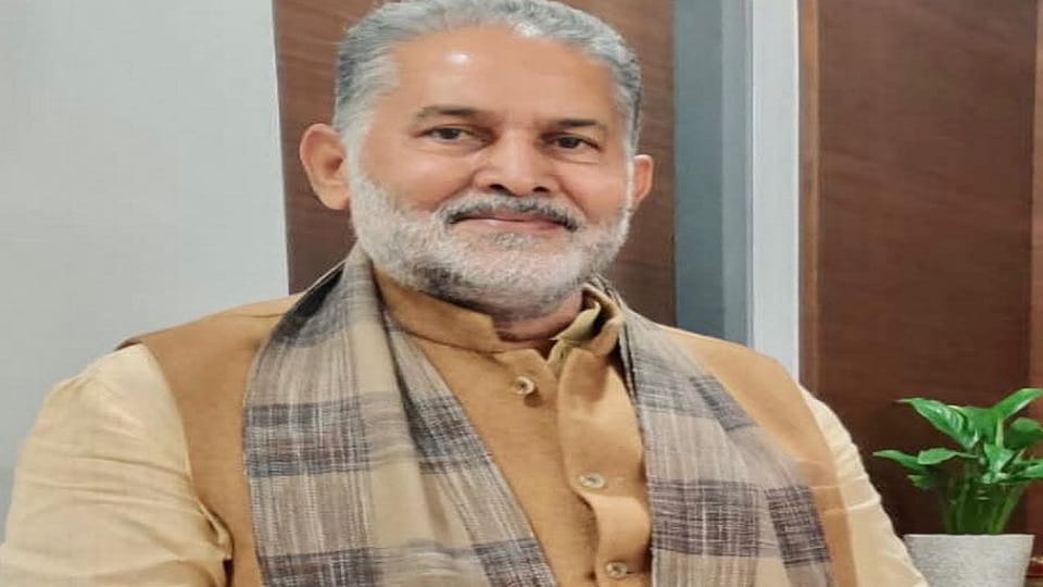 Ram Bilas Sharma apologized to the Kshatriya community