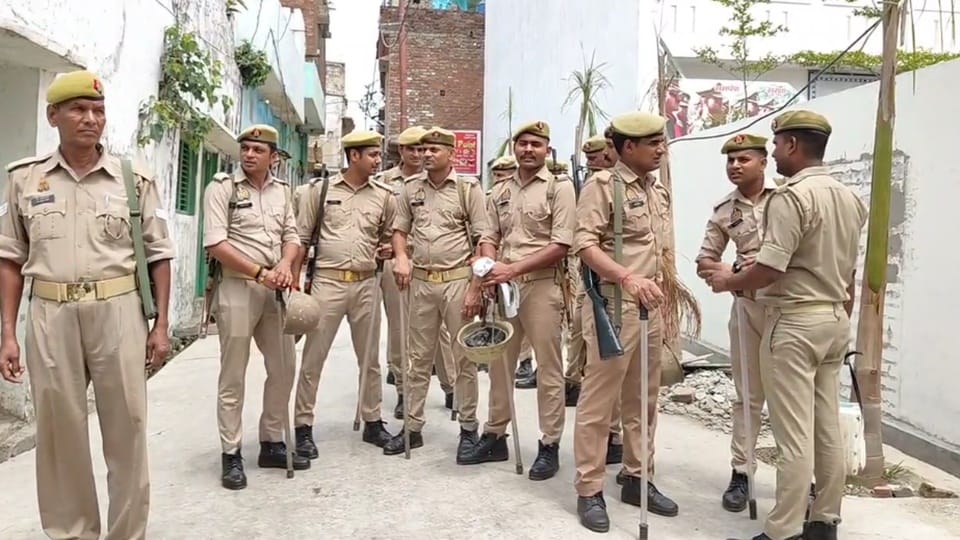 Security tightened in Sambhal: Alertness in the city regarding Friday prayers, DM and SP reached Jama Masjid