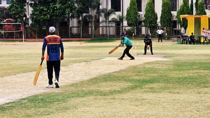 Sports News today cricket handball football swimming chess game karate jump game
