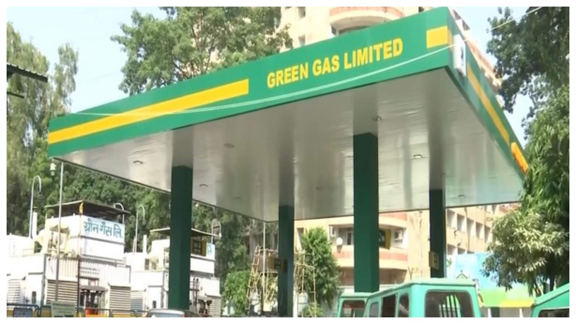 why is cng considered a cleaner fuel than petrol or diesel know details
