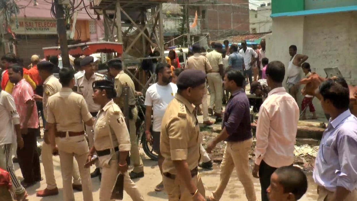Darbhanga News: Tension in area due to vandalism in religious place, large number of police deployed