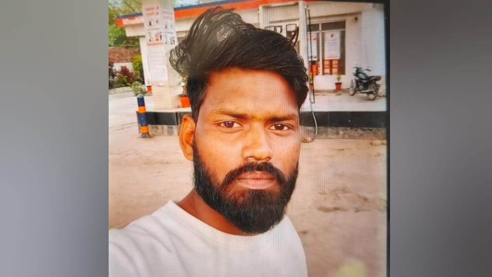 Two young men flew 15 feet up after being hit by a car on Gorakhpur-Varanasi highway Two friends were dragged
