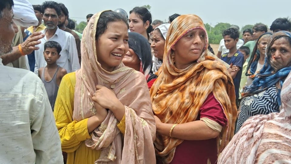 Moradabad: 20-year-old girl stabbed to death, body found in a corn field
