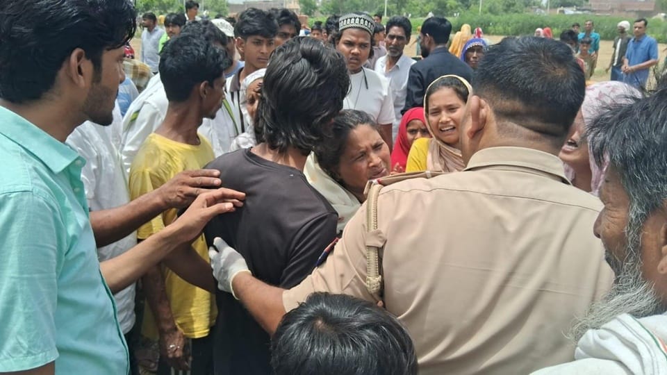 Moradabad Murder Lover Strangled Saira with Dupatta After Slap Then Killed Her with Screwdriver