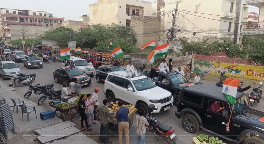 Jaipur Karbala became an example of patriotism a grand tricolor bike rally was organized; cheers were heard