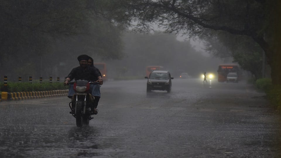 Possibility of rain for seven days in Delhi NCR