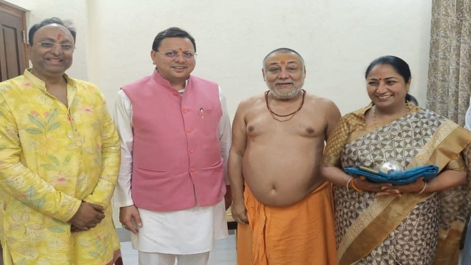Jagadguru Shankaracharya said- there is an international conspiracy to destroy saints and satis