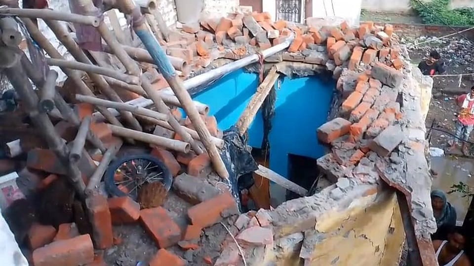 roof wall collapsed in storm