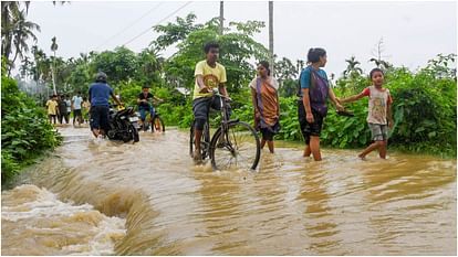 Flood situation in Northeast worsens: 43 deaths so far, seven lakh people affected, know all the updates