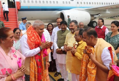 vice president jagdeep dhankhar security lapse at airforce station in agra