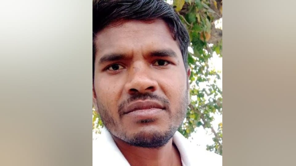 Chitrakoot Road Accident 5 Killed in Road Accident Groom Married 26 Days Ago Among the Dead