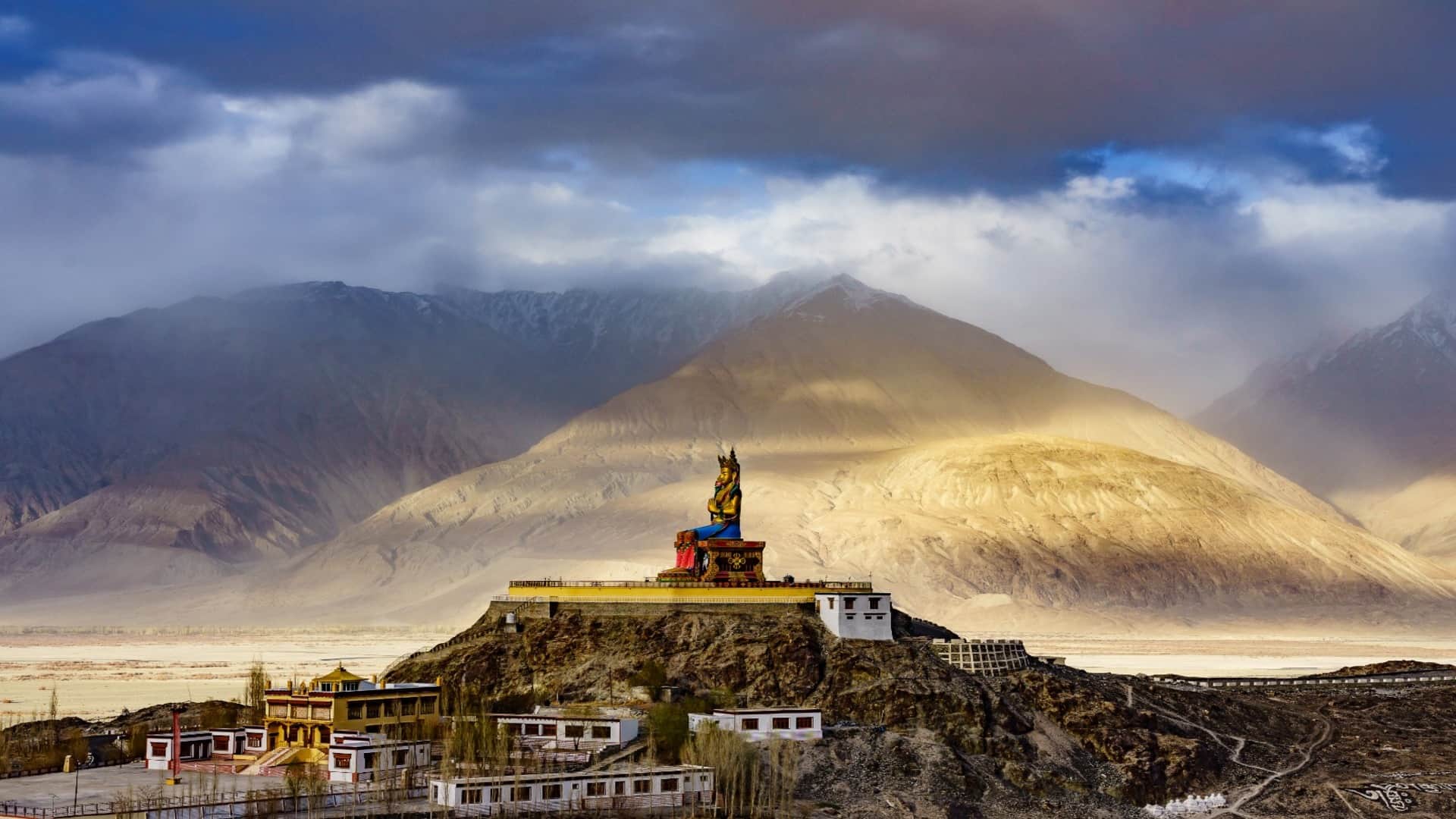 IRCTC Leh Kargil Tour Package 2026 Check Price And Complete Trip Details