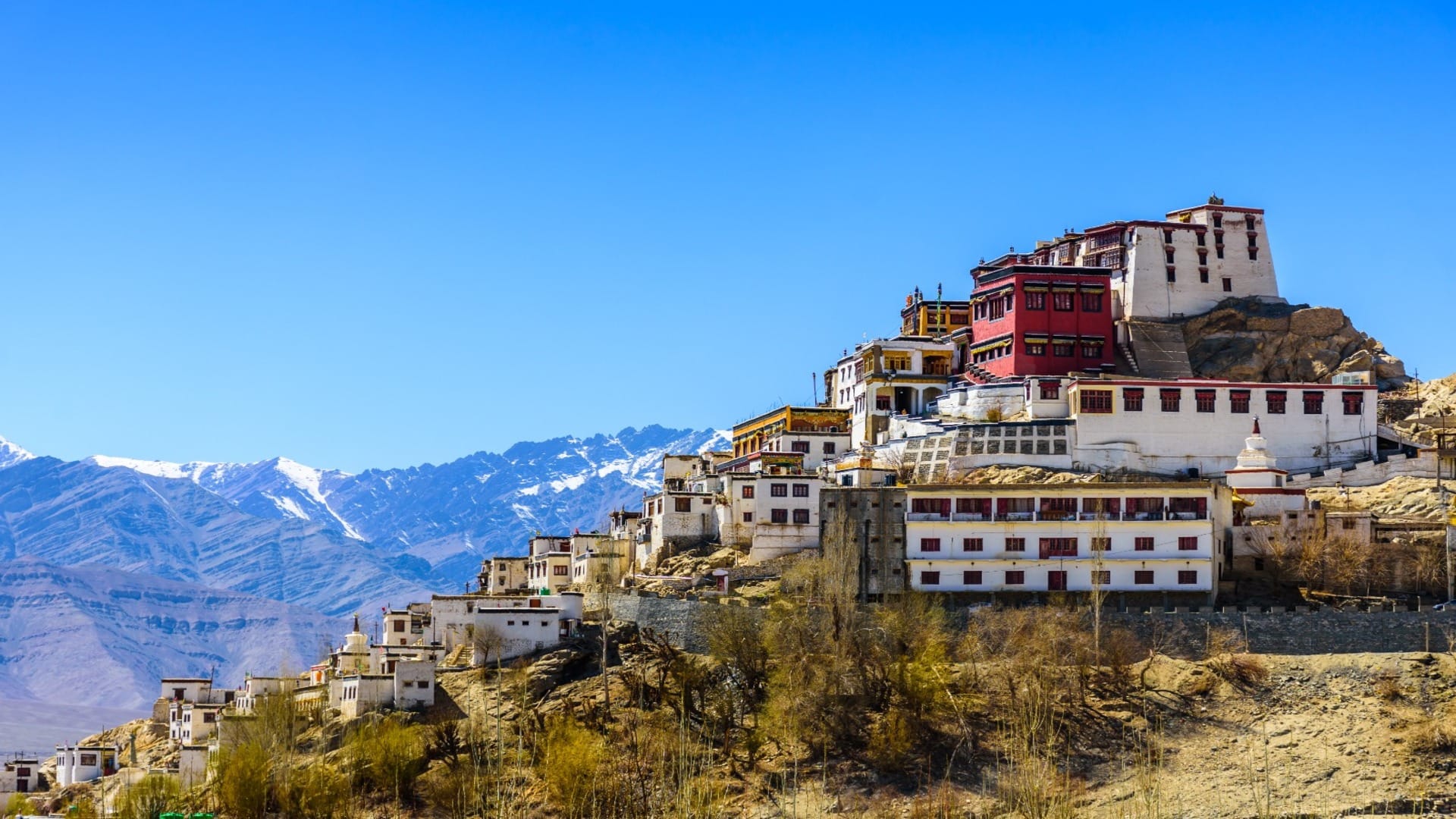IRCTC Ladakh Tour Package 2025 From Chandigarh Know Full Booking Details Here