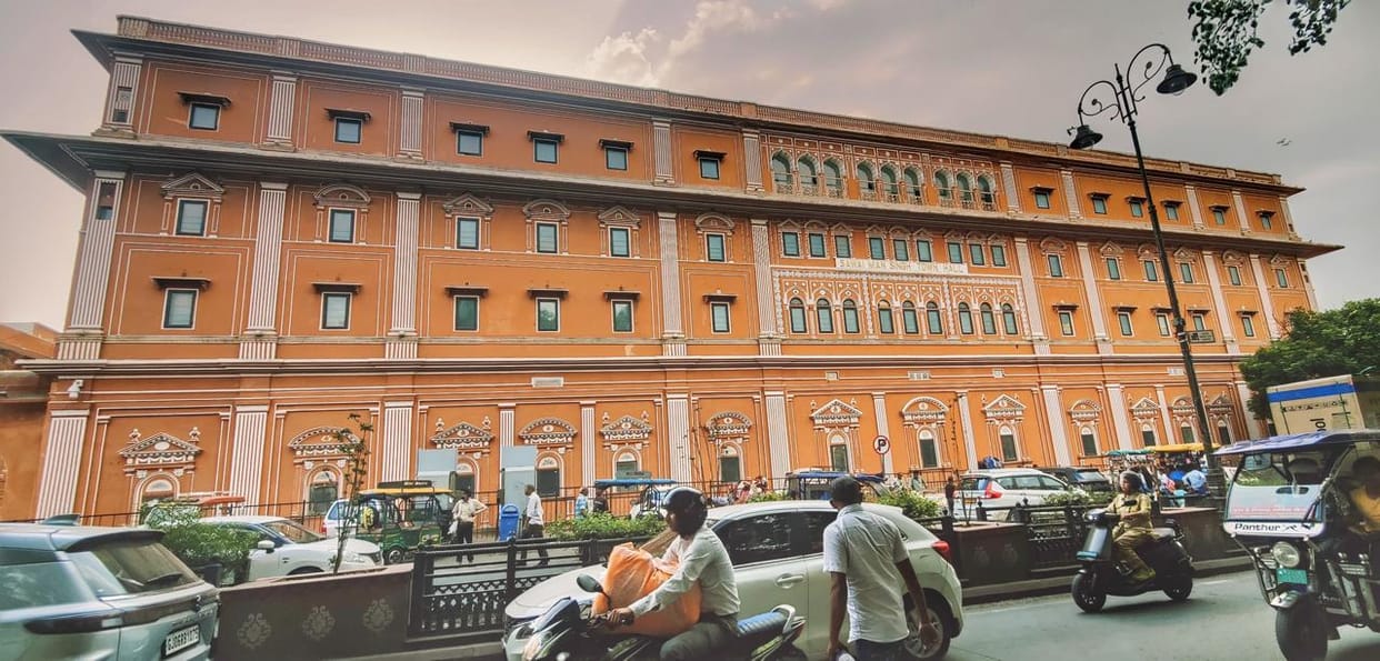 Supreme Court issues notice in Jaipur Town Hall dispute, refuses to stay High Court decision