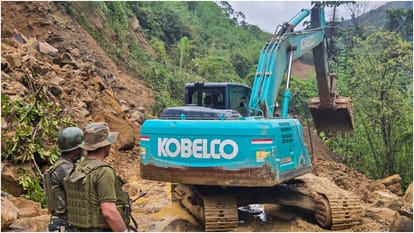 Northeast India Flood Landslides more than four lakh people affected death toll surging know hindi updates