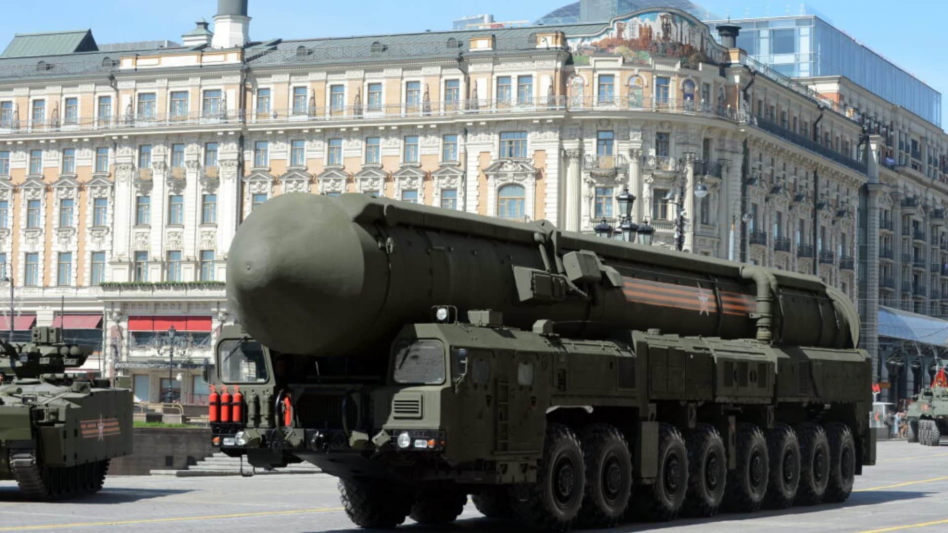 Russia Ukraine War America is afraid of these weapons of Russia Russia nuclear weapons