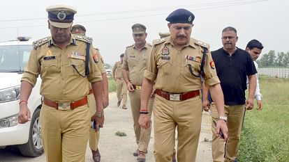 UP: ट्रैक पर 20 फीट लंबा पाइप... मोटे से छोटे पत्थर तक, सिर्फ एक घंटे में ट्रेन पलटाने की साजिश; बड़ा खुलासा UP News Conspire to Derail Train in Just One Hour in Shamli Know Details in Hindi