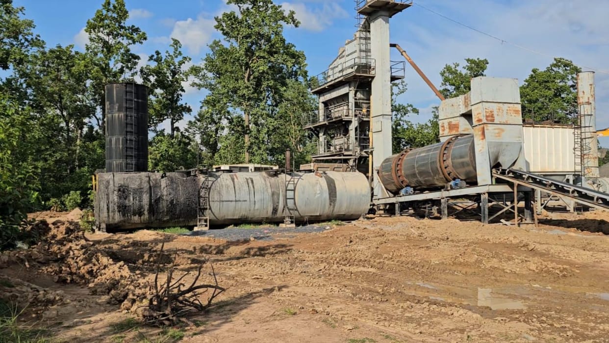 Several killed in blast in tanker at asphalt plant near vadodara gujarat