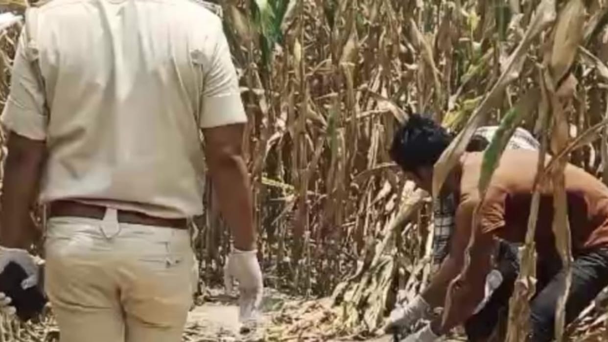 Bihar news : Girl Student murder case after abused Police accused of negligence bhagalpur bihar police