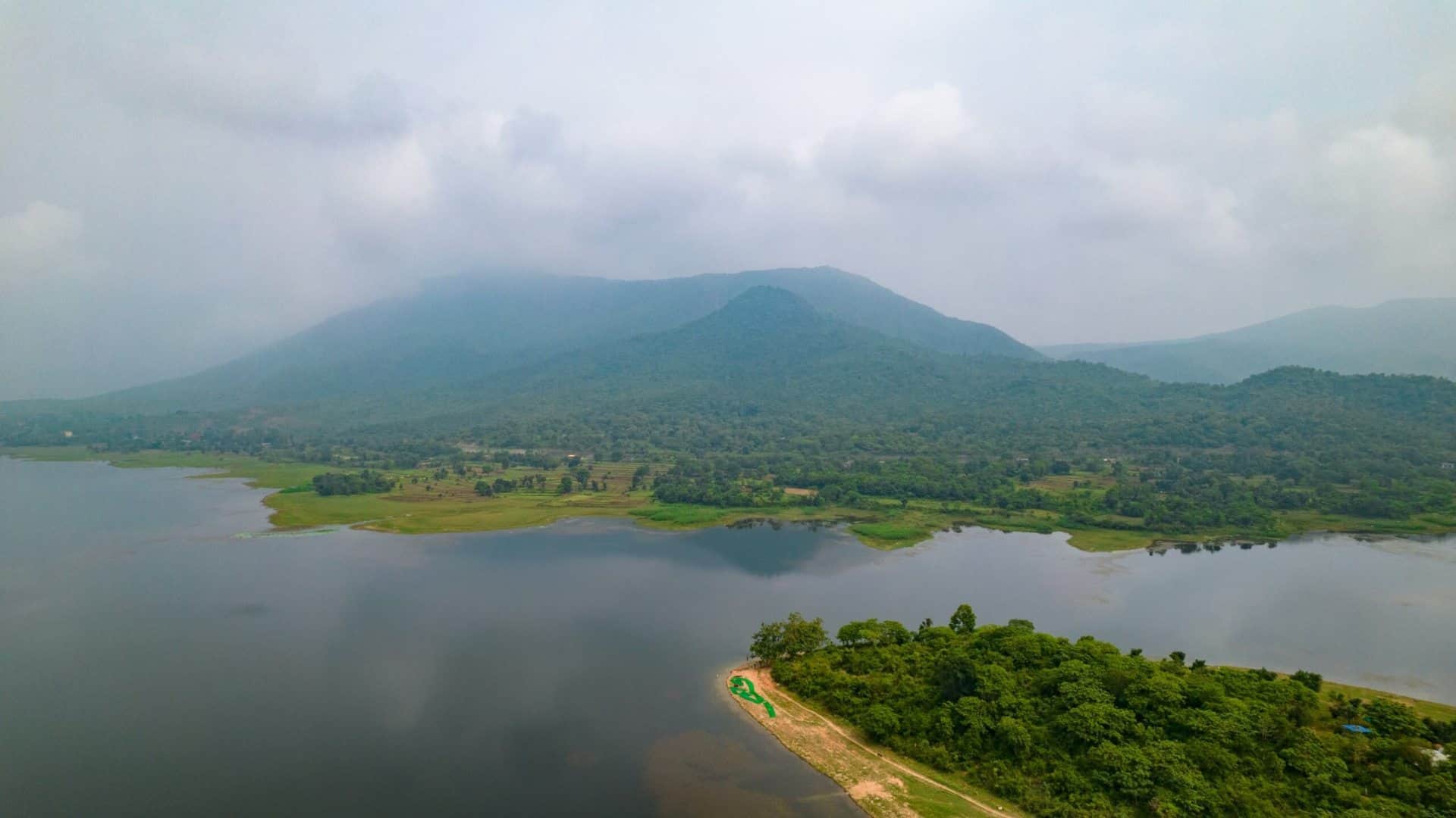 Dalahi Pond India Mysterious Pond Where Water Rises When You Clap Check location Key details in hindi