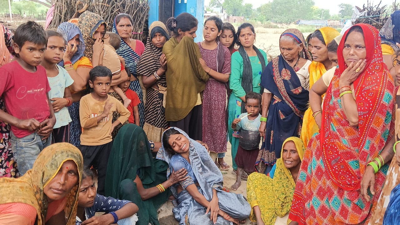 Agra Yamuna Tragedy Where the Wedding Was Planned Six Daughters Came Home Dead Agra News in Hindi