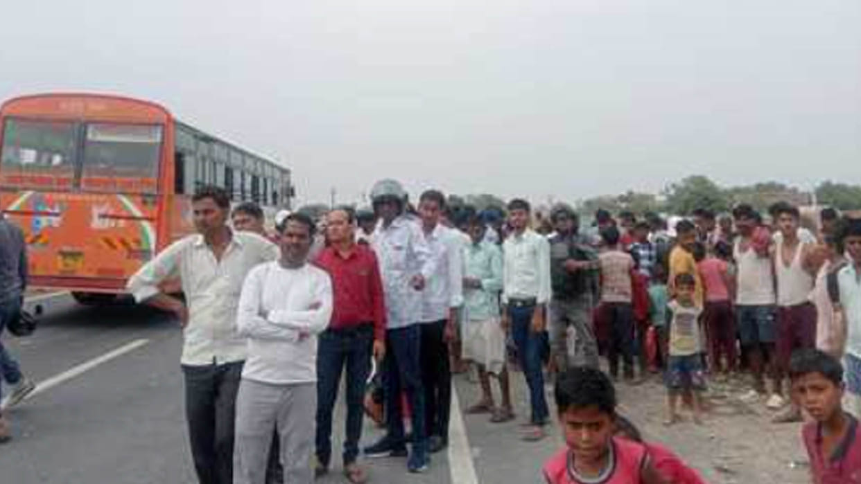 Farrukhabad: Bike riders stuck in roadways bus and dragged for 40 meters, three dead