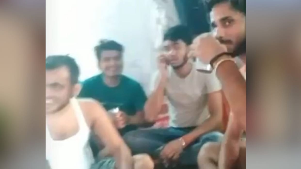 Bihar News: Video of prisoners drinking alcohol and marijuana in Masaurhi jail goes viral