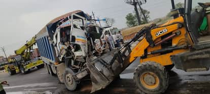 kanpur road accident