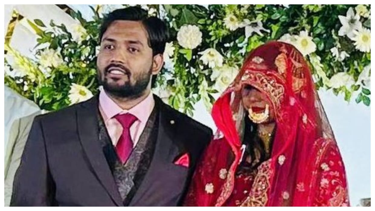 Khan Sir Wife First Picture from Wedding Reception goes viral on internet