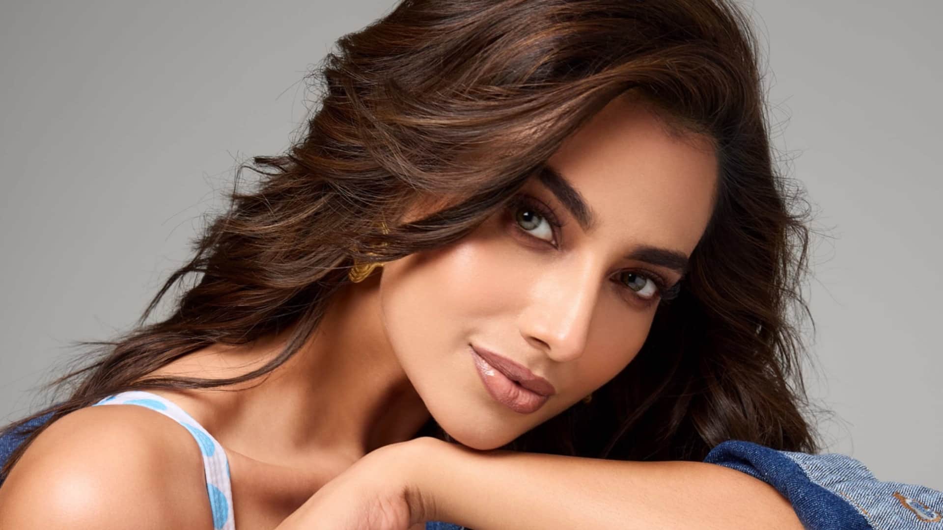 Meenaakshi Chaudhary Replaced Sreeleela In Two South Films