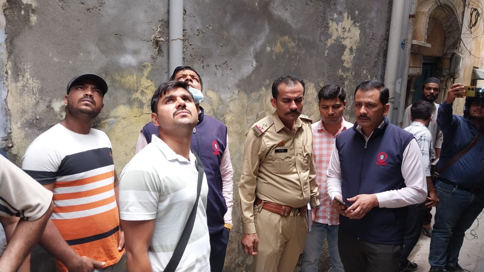 Meerut Blast: Roof Collapses While Making Sutli Bombs, Girl Injured; Police Investigating
