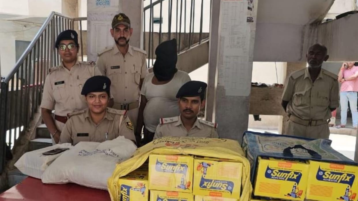 Bihar Crime: Drug business was going on under the guise of a tea shop, 2 kg 446 grams of marijuana recovered
