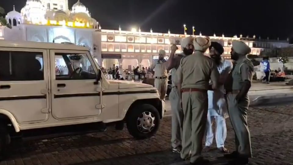 person tore Gutka Sahib near Sri Harmandir Sahib