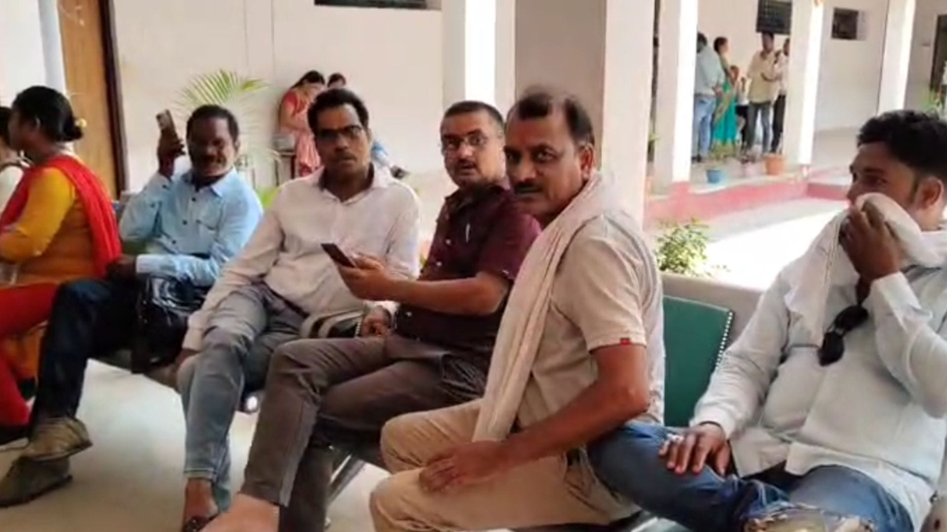 शिक्षक