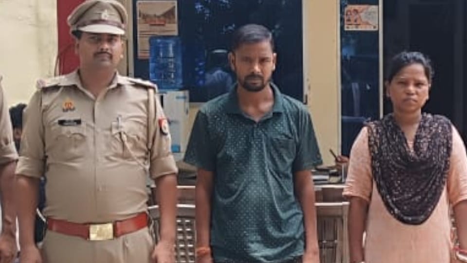Teenage girls from Gorakhpur were sold to an orchestra operator in Bihar Purnia