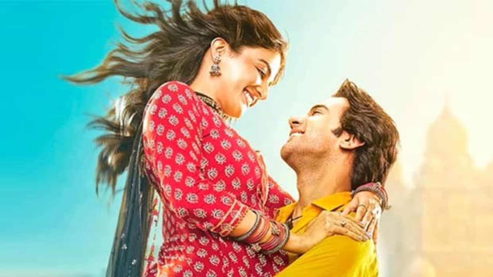 bhool chuk maaf day 13 box office collection total earnings rajkumar rao wamiqa gabbi movie