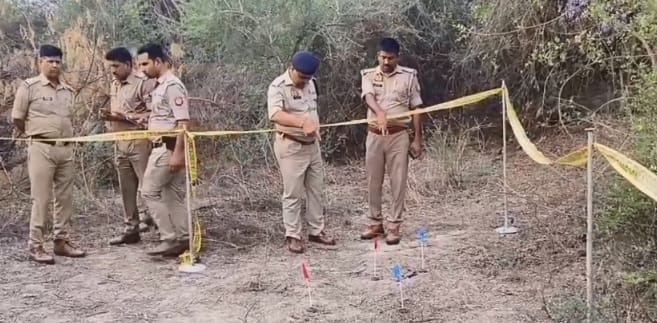 Banda Neighboring youth kidnapped and raped an innocent girl admitted to hospital accused arrested